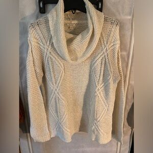 Women’s White knit sweater